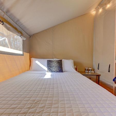 Hotel 12 Fires Luxury Glamping With Heating #1 Johnson City Exterior foto