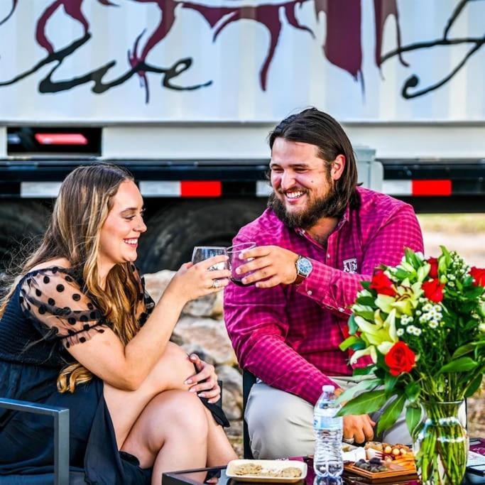 Hotel 12 Fires Luxury Glamping With Heating #1 Johnson City Exterior foto