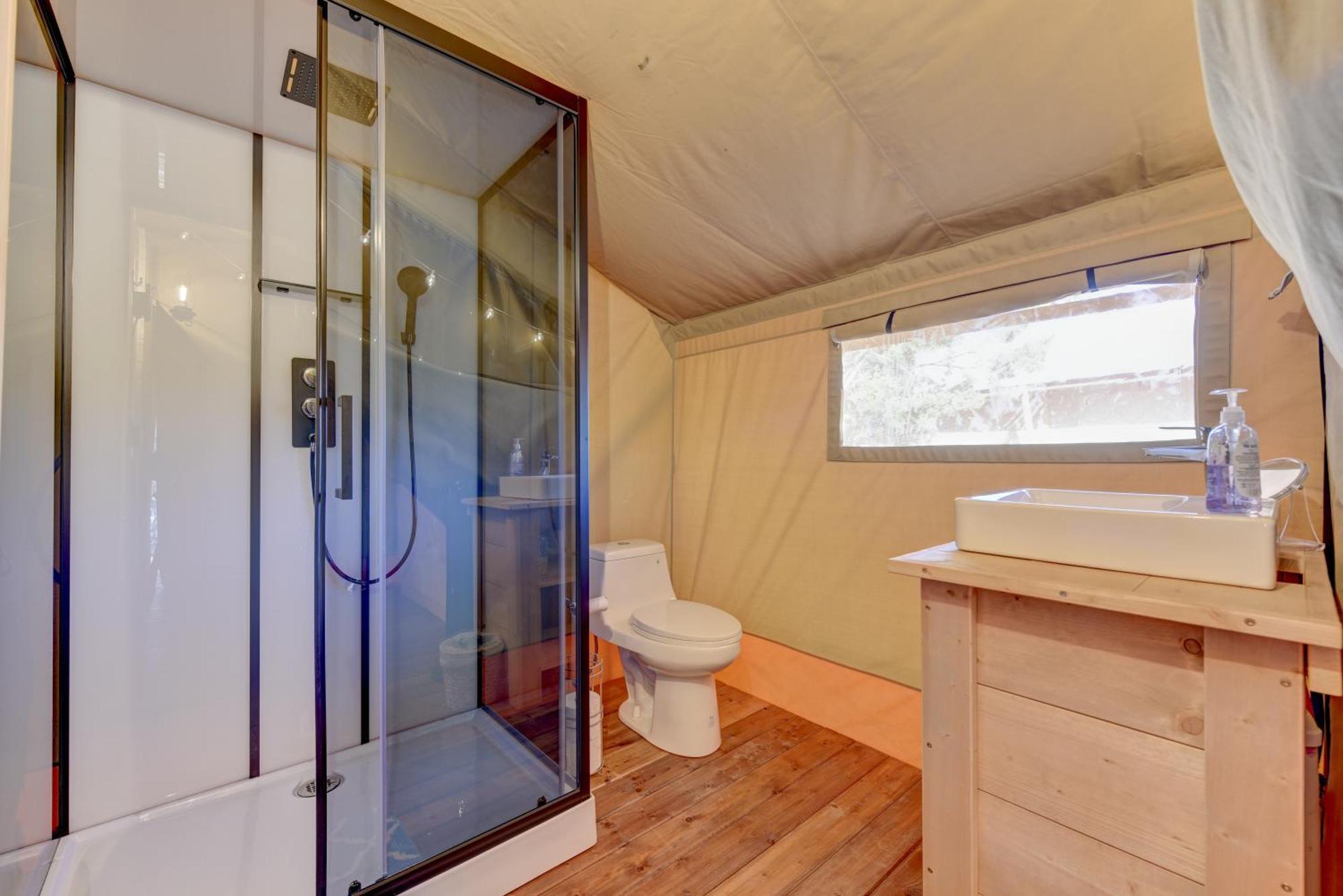 Hotel 12 Fires Luxury Glamping With Heating #1 Johnson City Exterior foto
